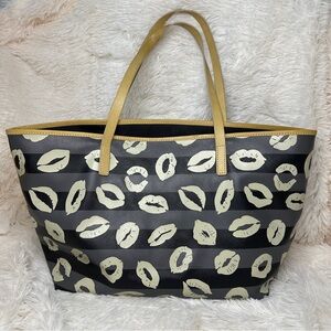 Marc By Marc Jacobs Kisses Tote Shoulder Bag Cute Purse Handbag Leather Trim